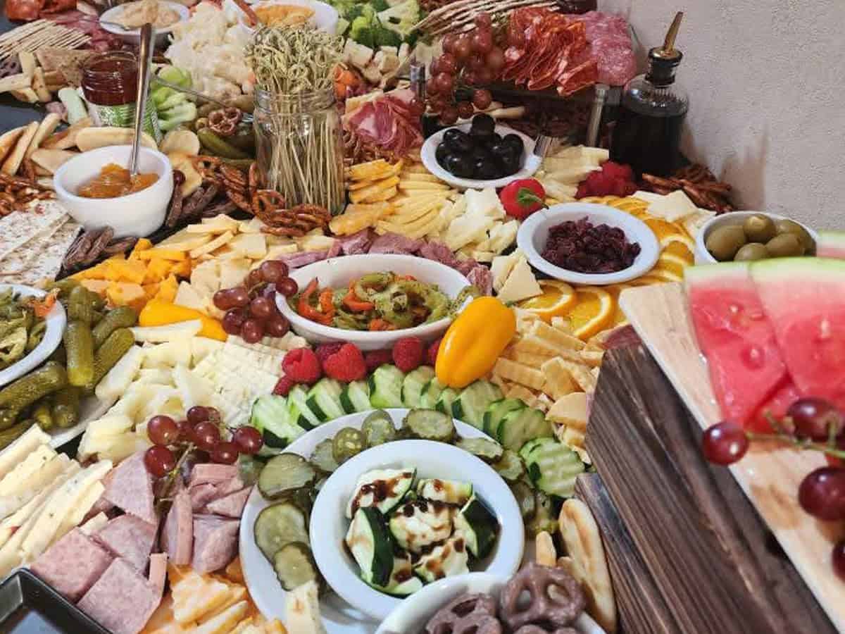 Sheak-Shop-Grazing-Tables-Winona-Mn Sheak Shop Grazing Tables Winona Mn &Ndash; Steak Shop Catering