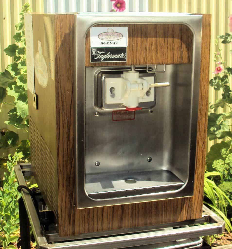 Ice Cream Machine Rental